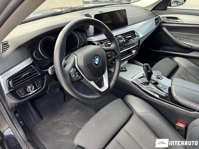 BMW 530e 47 interauto-car
