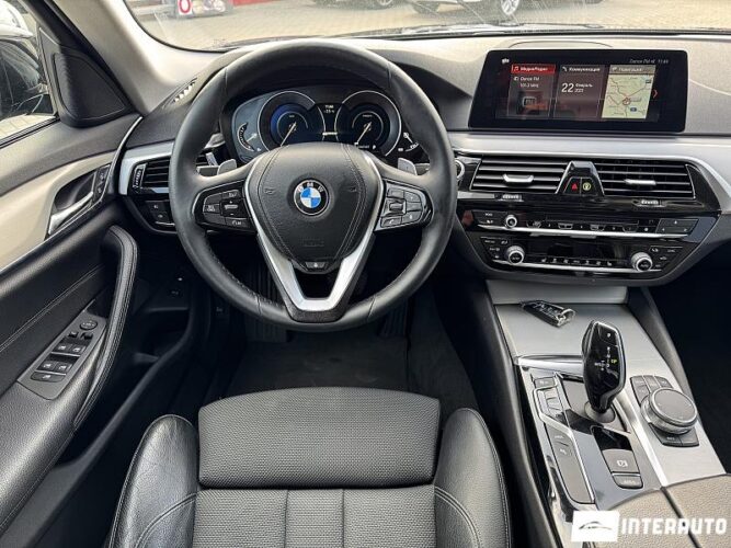 BMW 530e 49 interauto-car