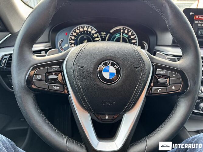 BMW 530e 51 interauto-car