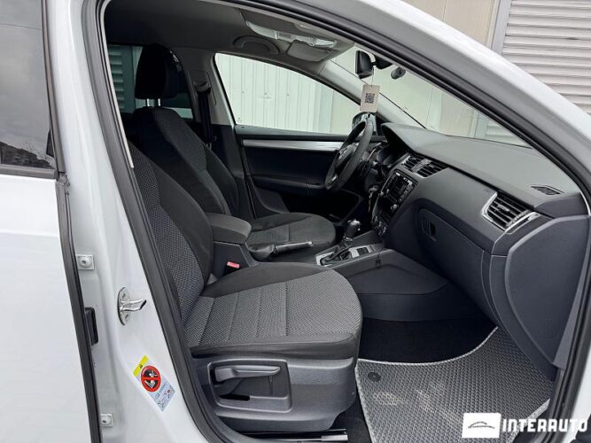 Skoda Octavia 32 interauto-car