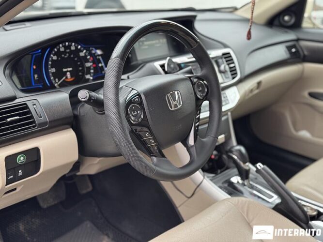 Honda Accord 38 interauto-car