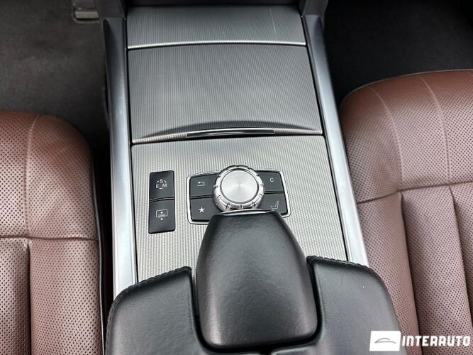 Mercedes E 300h 54 interauto-car