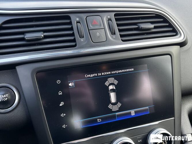 Renault Kadjar 38 interauto-car