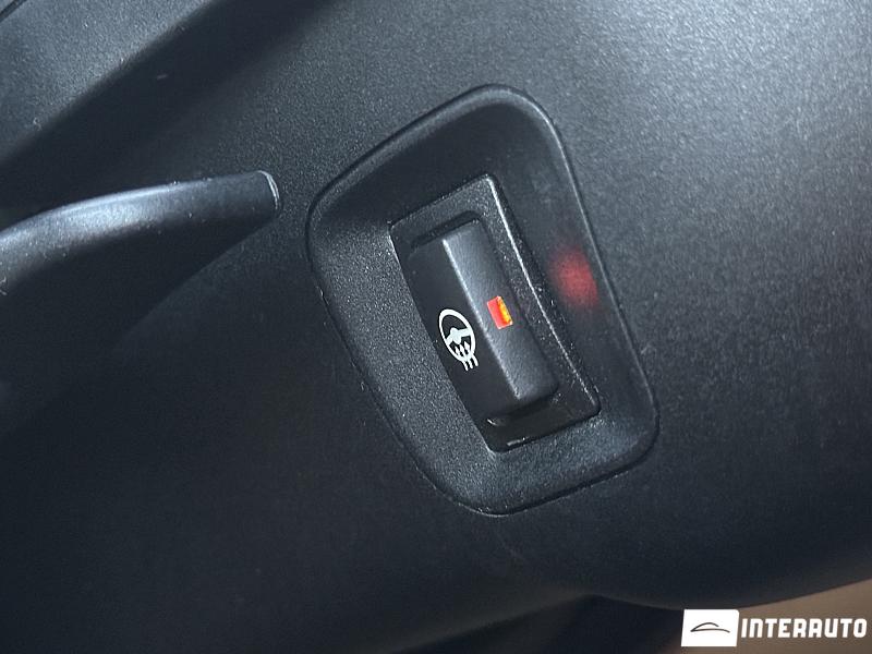 BMW X3 2.8i 28 automobil-interauto