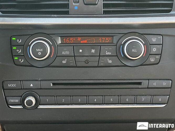 BMW X3 2.8i 40 interauto-car