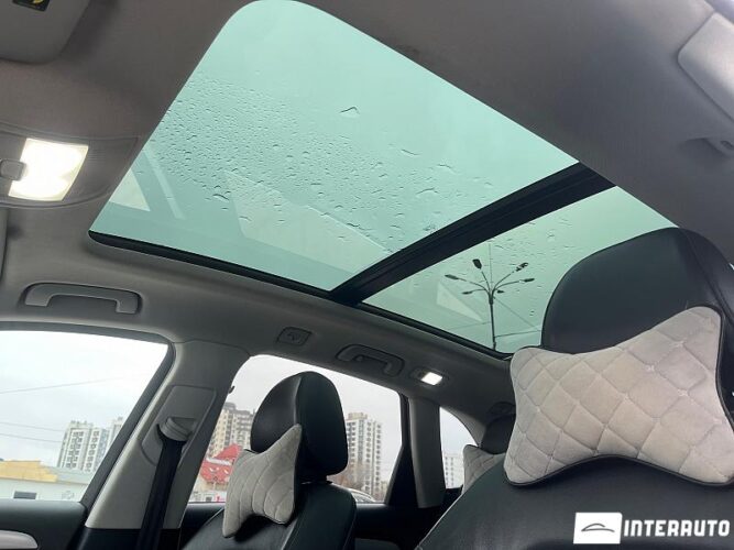 Audi Q5 44 interauto-car