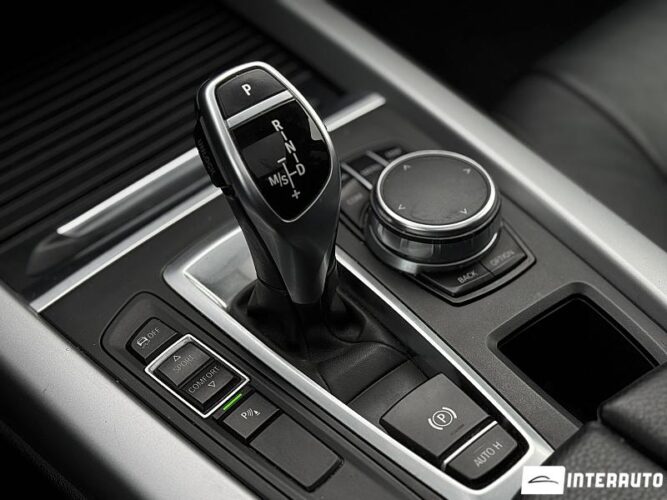BMW X5 2.5D 49 interauto-car