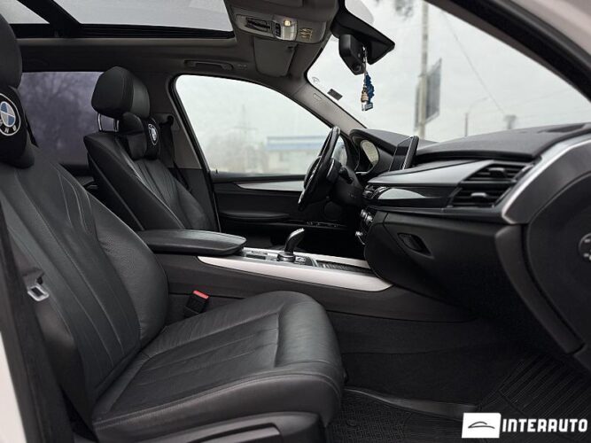 BMW X5 2.5D 53 interauto-car