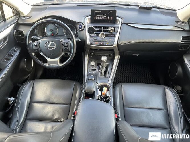Lexus NX 300H 40 interauto-car
