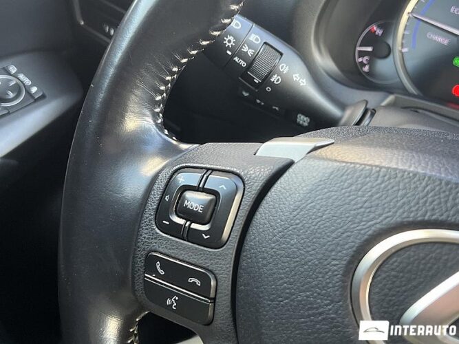 Lexus NX 300H 43 interauto-car