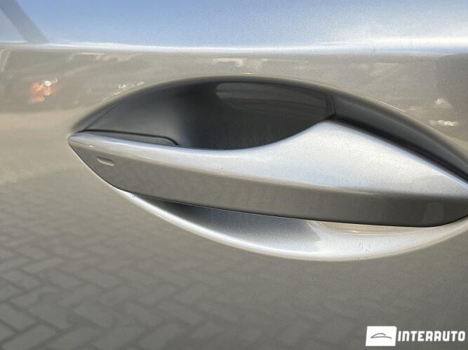 Lexus NX 300H 37 interauto-car