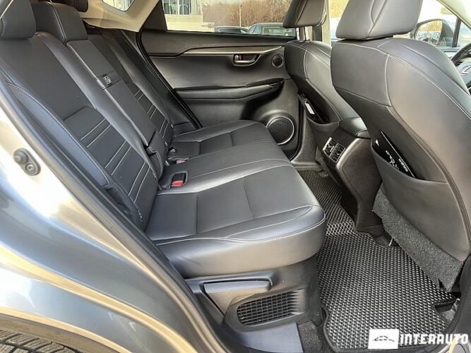 Lexus NX 300H 52 interauto-car