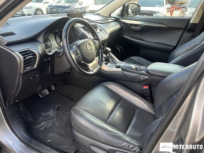 Lexus NX 300H 39 interauto-car