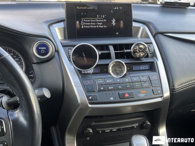 Lexus NX 300H 47 interauto-car