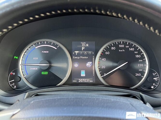 Lexus NX 300H 45 interauto-car