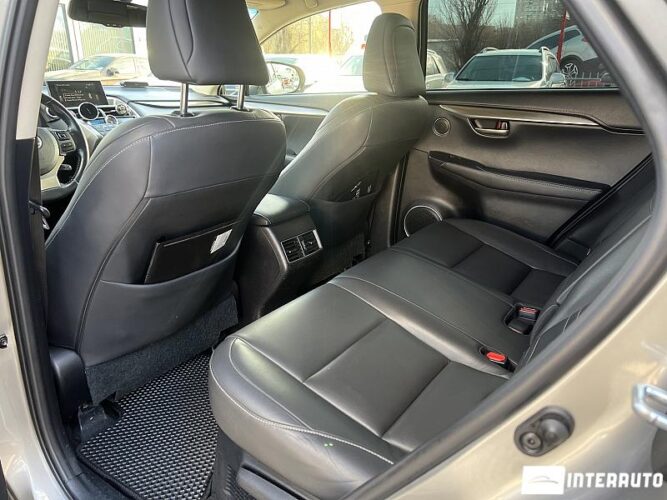 Lexus NX 300H 51 interauto-car