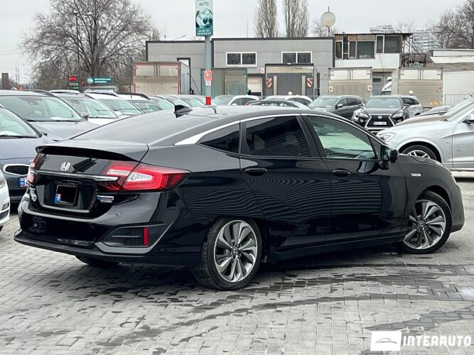 Honda Clarity 34 interauto-car