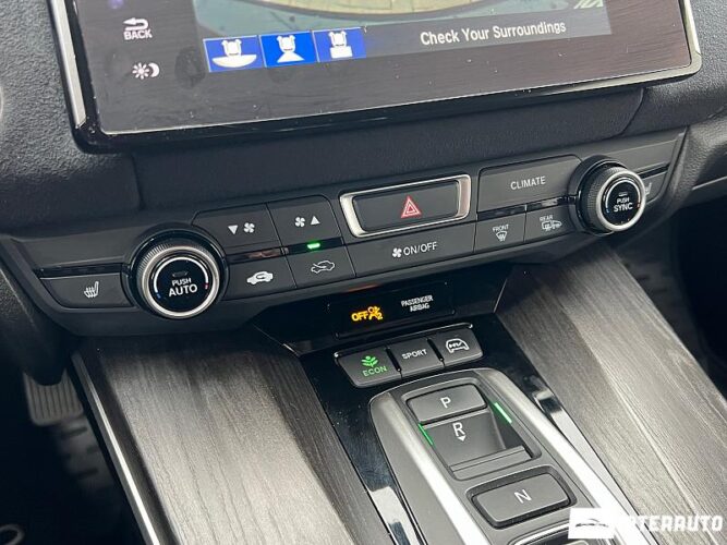 Honda Clarity 44 interauto-car