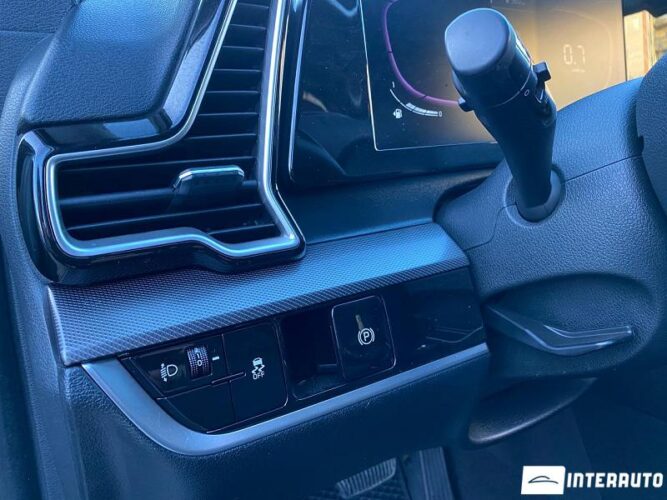 Kia Sportage 42 interauto-car