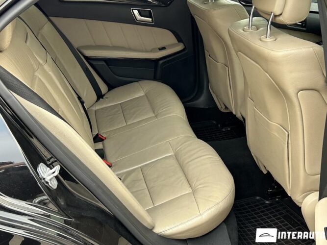 Mercedes E 200 48 interauto-car
