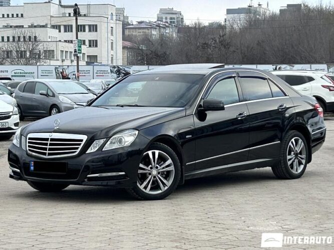 Mercedes E 200 31 interauto-car
