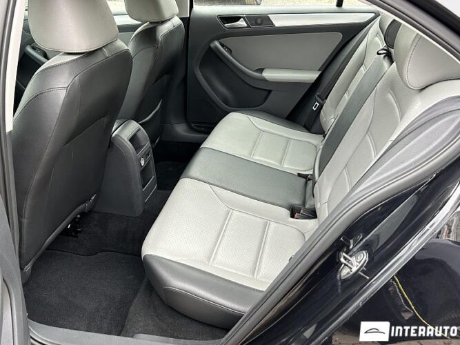 Volkswagen Jetta 47 interauto-car