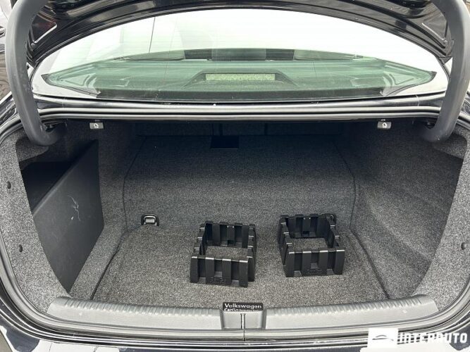 Volkswagen Jetta 49 interauto-car