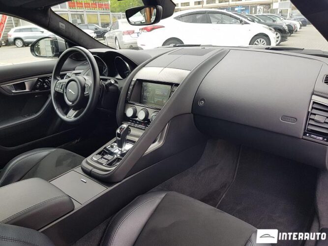 Jaguar F-Type 41 interauto-car