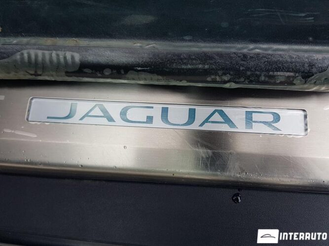 Jaguar F-Type 52 interauto-car