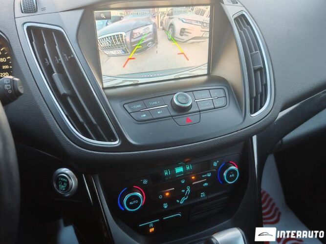 Ford C-MAX 37 interauto-car