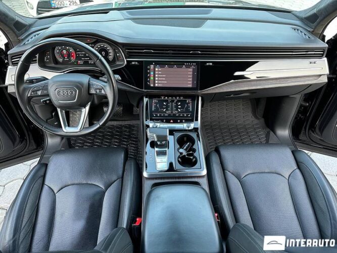 Audi Q7 53 interauto-car