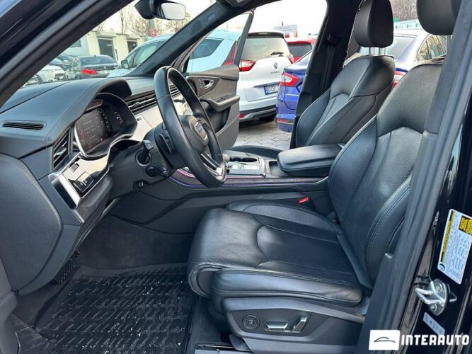Audi Q7 48 interauto-car