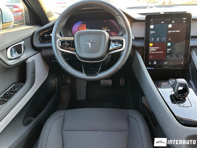 Volvo Polestar 2 33 interauto-car