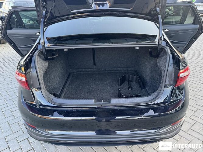 Volkswagen Jetta 54 interauto-car