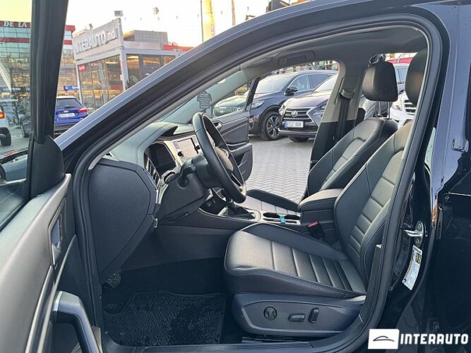 Volkswagen Jetta 37 interauto-car