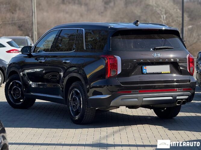 Hyundai Palisade 37 interauto-car