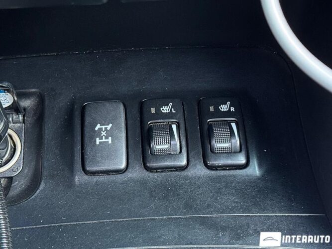 Toyota Land Cruiser Prado 40 interauto-car