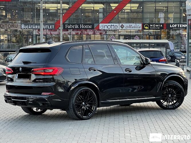 BMW X5 4.0i 36 interauto-car
