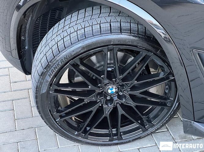 BMW X5 4.0i 50 interauto-car