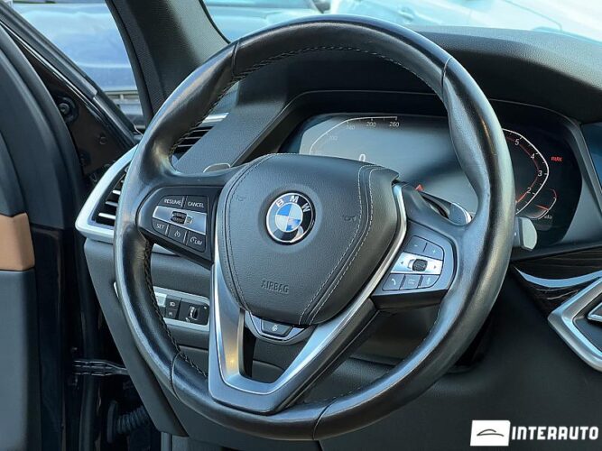 BMW X5 4.0i 41 interauto-car