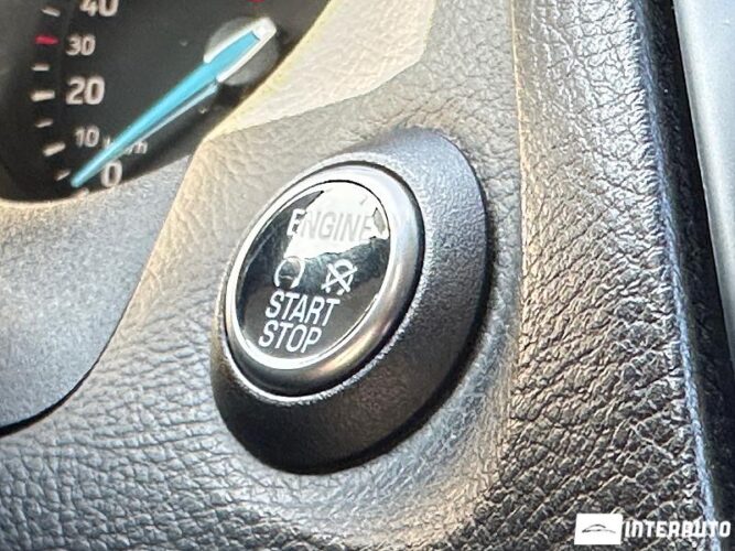 Ford Focus 46 interauto-car