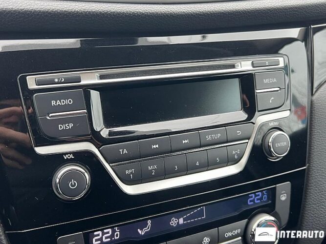 Nissan Qashqai 41 interauto-car