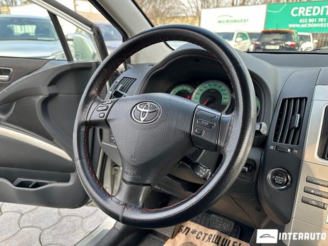 Toyota Corolla Verso 36 interauto-car