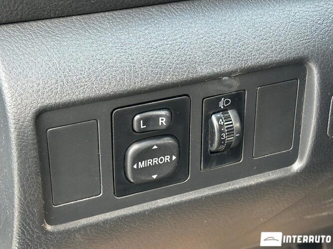 Toyota Corolla Verso 40 interauto-car