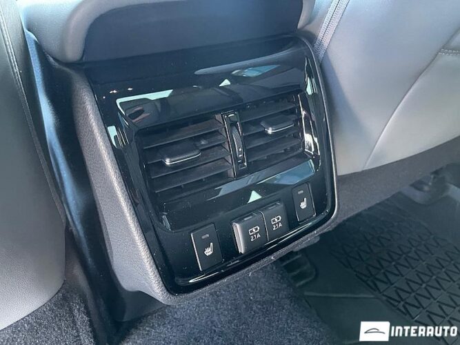 Toyota Avalon 52 interauto-car