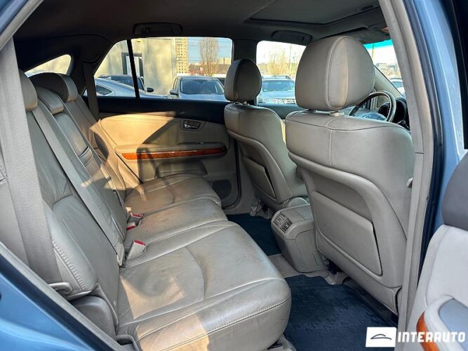 Lexus RX 350 43 interauto-car