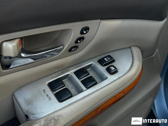 Lexus RX 350 33 interauto-car