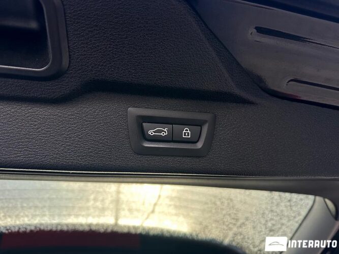 BMW X5 4.0e 55 interauto-car