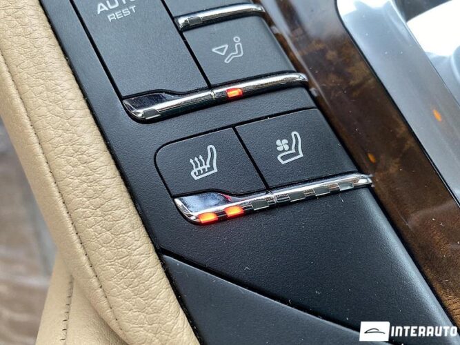 Porsche Cayenne S Hybrid 56 interauto-car