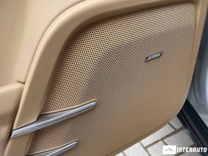 Porsche Cayenne S Hybrid 55 interauto-car